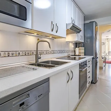 Saa2- Comfortable Puerto Banus Appartement