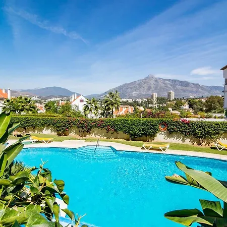 Saa2- Comfortable Puerto Banus Apartment Marbella