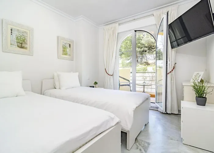 Saa2- Comfortable Puerto Banus Lejlighed *